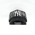 31 Hats - NY Crystals White