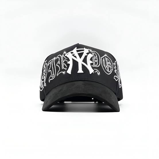 31 Hats - NY Crystals White